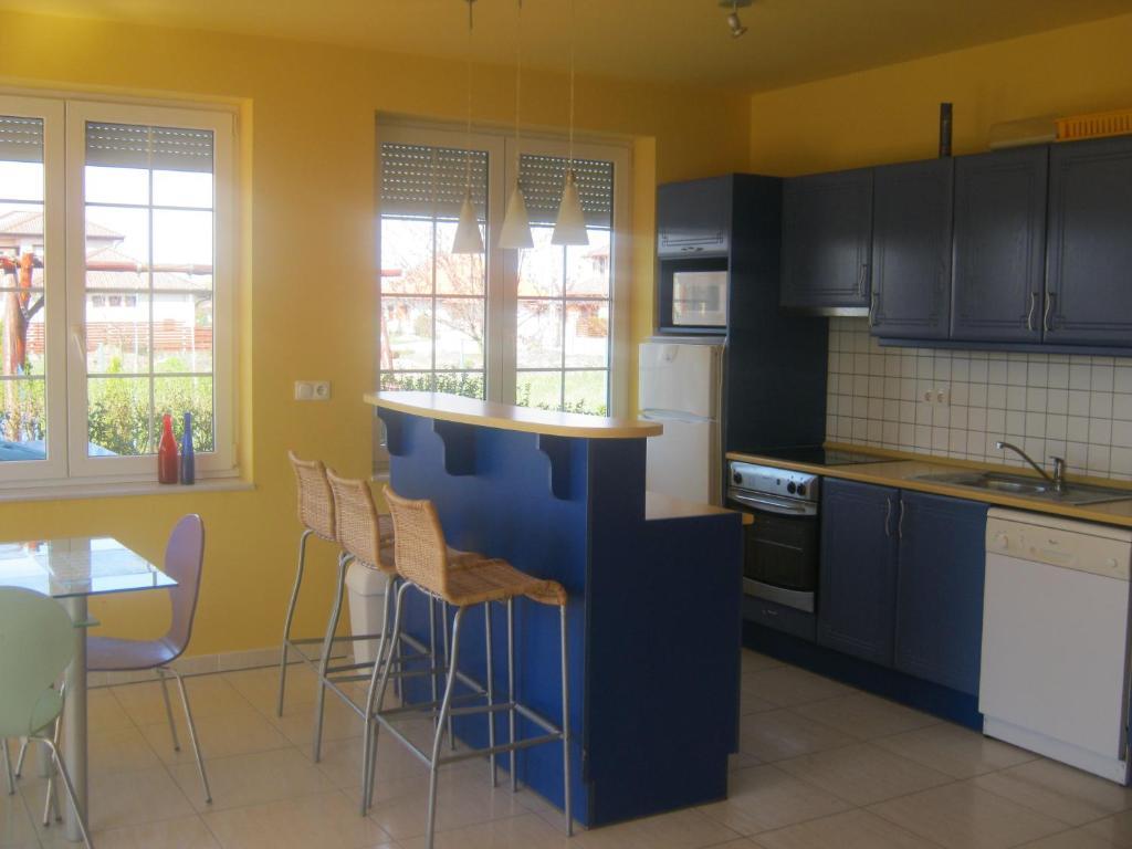 Villa Benaja Swiss Nyaralohaz Keszthely Exterior foto